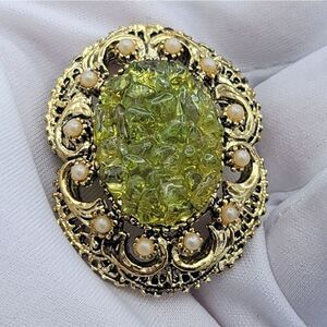 Vintage Brooch Green 3D Glass Cabachon Faux Pearls Unique Brooch #446